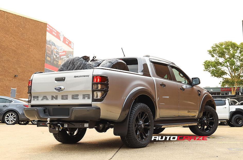 FORD-RANGER-VAPOR-MATTE-BLACK